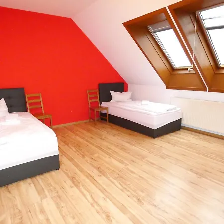Sunnyhome Monteurwohnungen Und In Bodenwoehr Apartment *