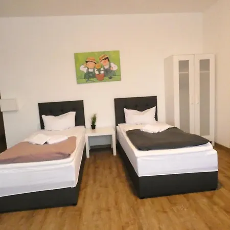 Sunnyhome Monteurwohnungen Und In Bodenwoehr Apartment *