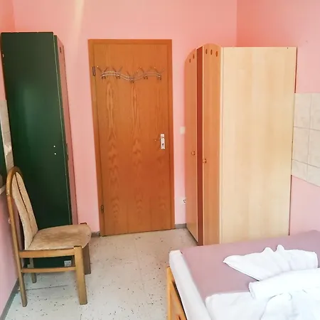 Apartment Sunnyhome Monteurwohnungen Und In Bodenwoehr