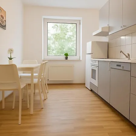 아파트 Sunnyhome Monteurwohnungen Und In Bodenwoehr Bodenwohr